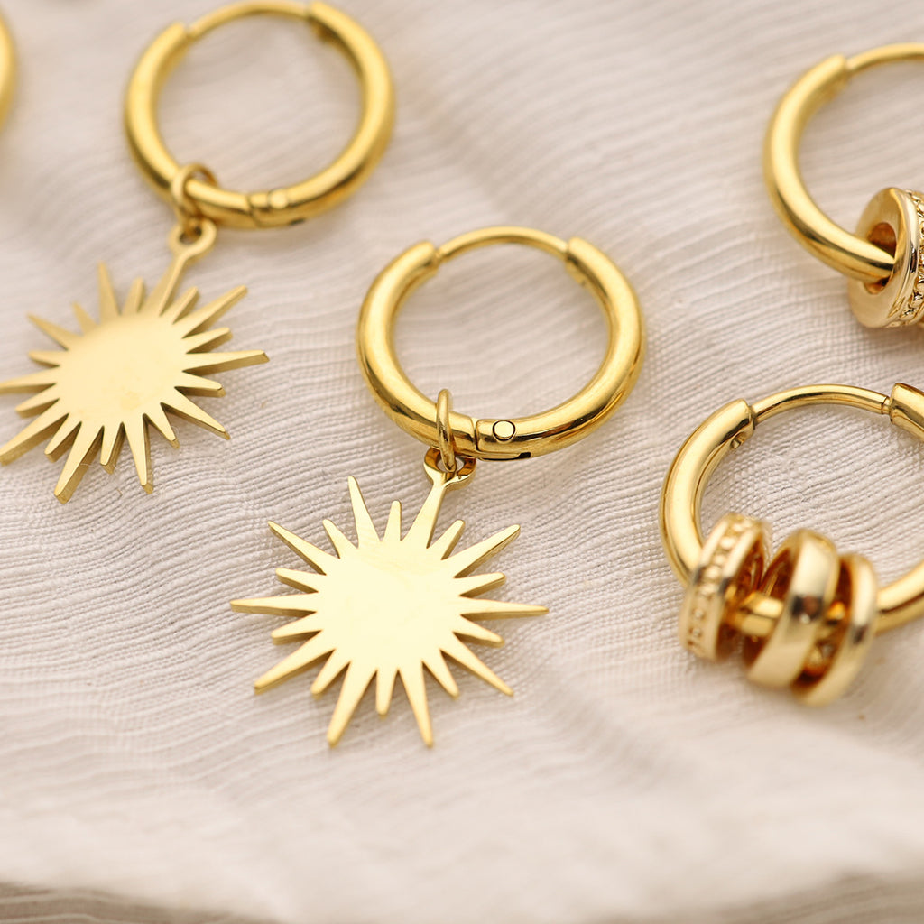 Minimalist 18K Gold-Plated Starburst Earrings
