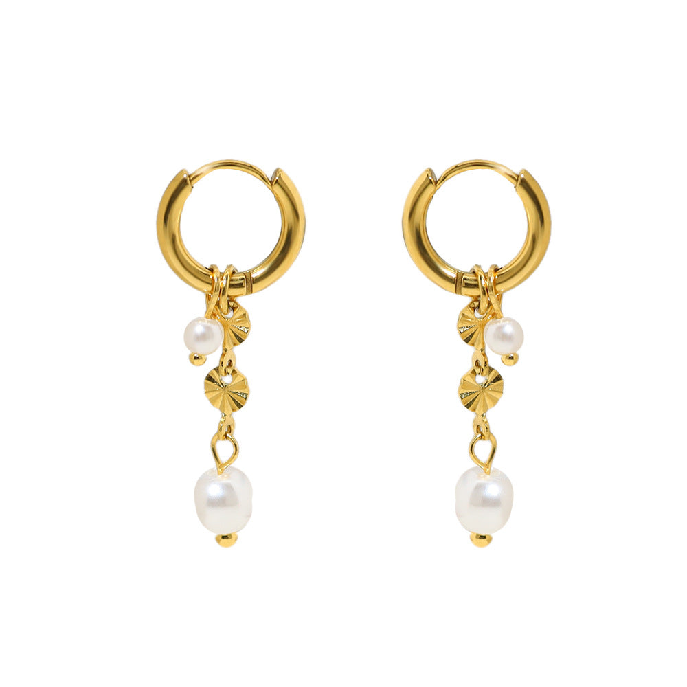 French-Style Long Earrings With Round Pearls And 18k Gold Plating
