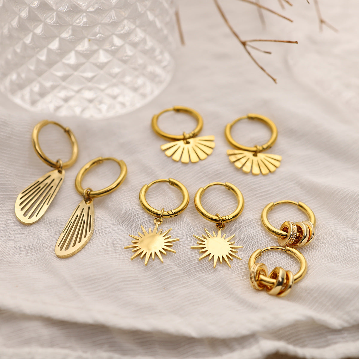 Minimalist 18K Gold-Plated Starburst Earrings